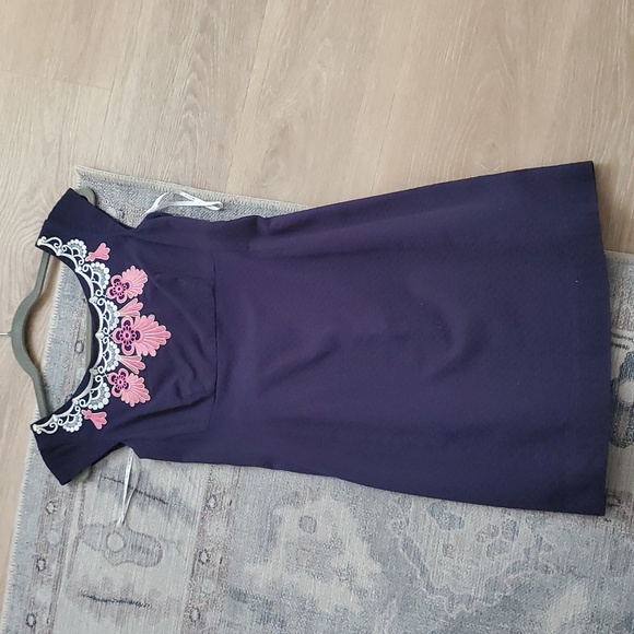 Lilly Pulitzer Allura Dress Navy Embroidered Sheath Dress Sz2 - Picture 2 of 11